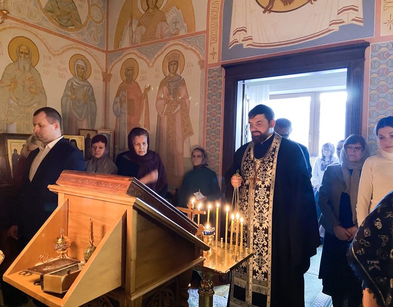 В день 89-летия митрополита Филарета (Вахромеева) иерей Макарий Ковалев совершил литию